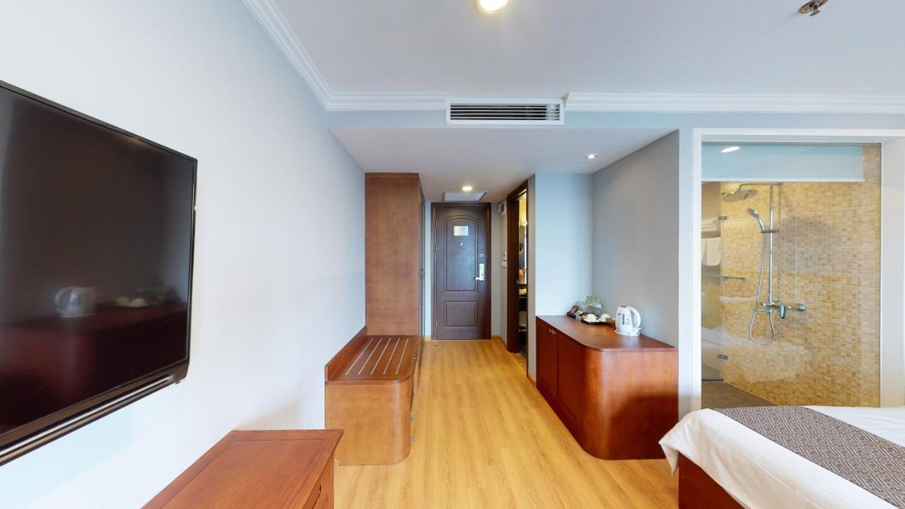 Cau Giay Hotel - By Bay Luxury Hanoi Exterior photo