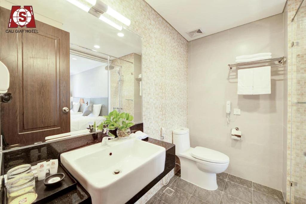 Cau Giay Hotel - By Bay Luxury Hanoi Exterior photo